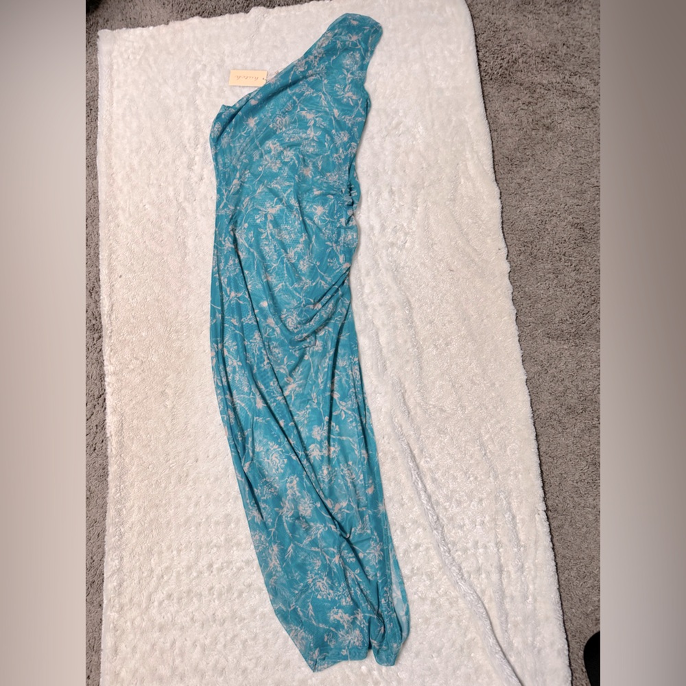 NWT- Hutch Aura Floral Semi Sheer Maxi One Shoulder Cover Up - Picture 3 of 11